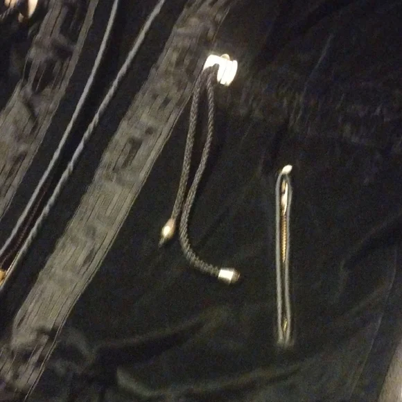 Vintage Luxurious Black Velvet Utility Jacket - Picture 9 of 12